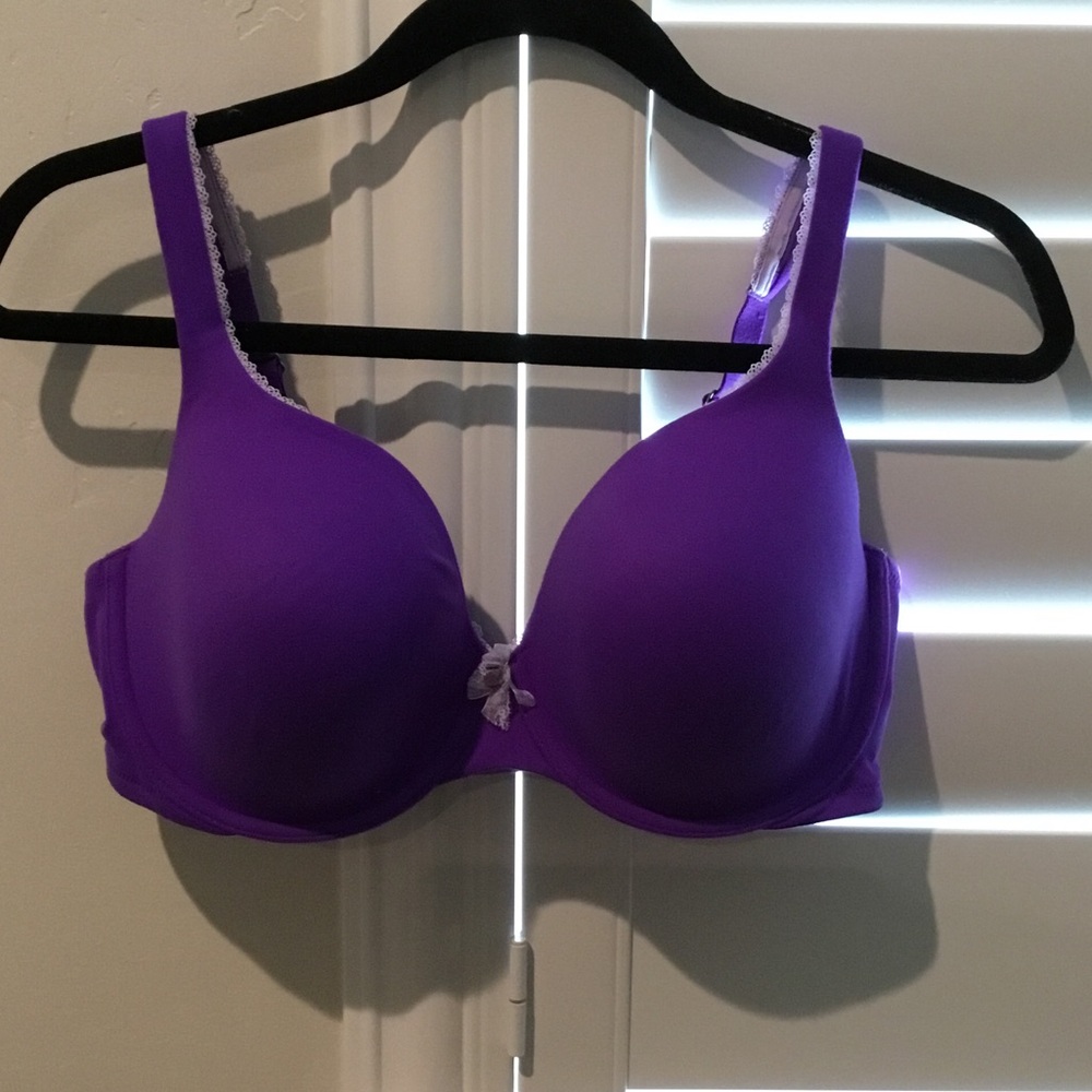 Victoria's Secret Purple T-Shirt Bra with Lace Trim